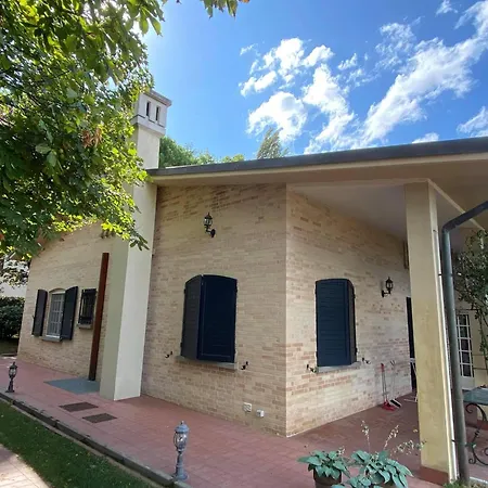 빌라 Gemmano's With Pool And Vineyard