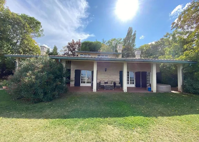Gemmano'S Villa With Pool And Vineyard * 杰马诺